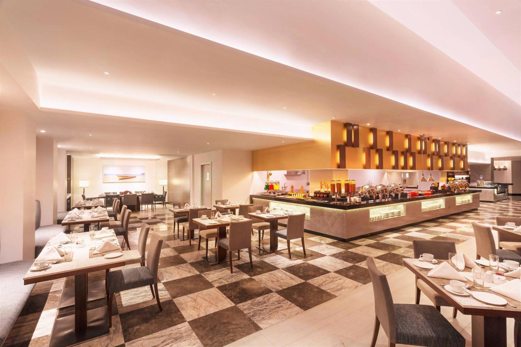 Four Points By Sheraton ויסאקפאטנם מראה חיצוני תמונה