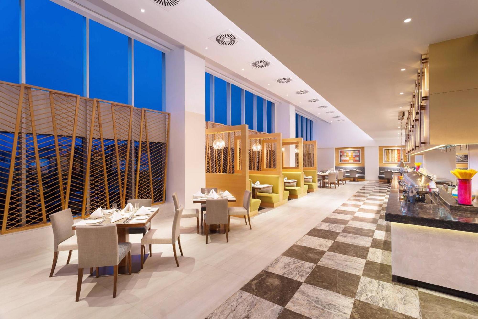 Four Points By Sheraton ויסאקפאטנם מראה חיצוני תמונה